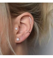 Cerrahi Çelik Çiçek Piercing Tragus Helix Conch Kıkırdak Lob Gümüş Renk (Çok Renkli)