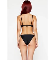 Kadın Bikini Takımı Balconette Kaplı Tünelli Balenli Brazilian Düşük Bel Örme Raşel Kolsuz Bağlamalı