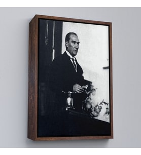 Çerçeveli Atatürk Portre Tablosu Mustafa Kemal Atatürk Dikdörtgen Dekoratif Kanvas Tablo (Siyah)