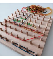 Moccotoys Montessori Lastikli Şekiller Eğitici Kartlı & Masif Ahşap Oyunu