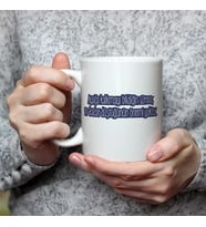 Ayağa Kalkmayı Bildiğin Sürece Renksiz Baskılı Beyaz Kupa