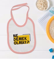 BK Kids Ne Demek Olmay Tasarımlı Pembe Bebek Mama Önlüğü-1