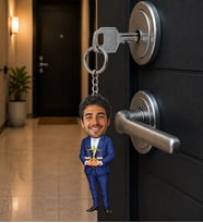 Kişiye Özel Avukat Figürlü Karikatür Anahtarlık – Terazili Özel Tasarım