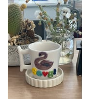 Kuğu  Figürlü  İsimli Kupa Mug (Krem)