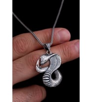Erkek Gümüş Kolye - Kobra Yılanı Figürlü Gümüş Model 2 Erkek Kolye