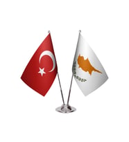 Güney Kıbrıs İkili Masa Bayrağı