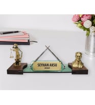 BK Gift Kişiye Özel Avukat ve Atatürk Saatli Kristal Masa İsimliği (Beyaz)