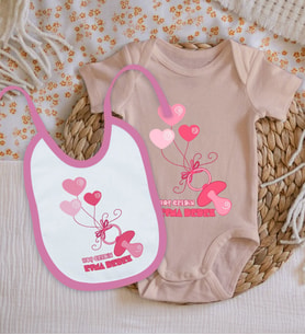 BK Kids Kişiye Özel İsimli Pembe %100 Pamuklu Kısa Kol Bebek Body Zıbın ve Mama Önlüğü Hediye Seti-1