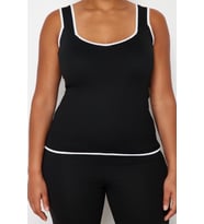 Moda Büyük Beden Kalp Yaka Triko Fit Düz Desen Casual Günlük Regular Askılı Kol Bluz (Siyah)
