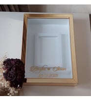 25X35 GOLD LEDSİZ FOTOĞRAF BÖLÜMLÜ ANI ÇERÇEVESİ- NİŞAN SÖZ GÜLLERİNİZ İÇİN ÇERÇEVELER