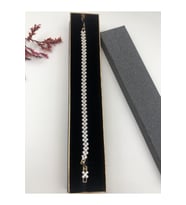 XUPİNG JEWELRY BALIK SIRTI ÇELİK BİLEKLİK TAŞLI 14 K GOLD RENGİNDE 17+2 CM FATURALI RENK GARANTİLİ (Çok Renkli)