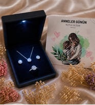 Anneler Günü Hediyesi 925 Ayar Gümüş Tektaş Kolye Küpe Ayarlanabilir Yüzük Kadın Takı Seti