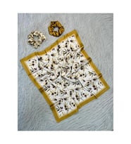 Kadın Dijital Baskılı Zeytin Fular & Simit Toka Seti – 1 Fular (48×48 cm) + 2 Simit Toka