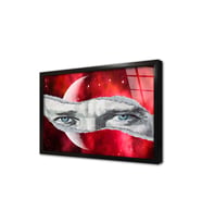 Türk Bayrağı ve Atatürkün Gözleri Çerçeveli Cam Tablo