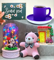 Mor Kahve Fincanlı Renkli Led Işıklı Fanuslu Hediye Seti (Model 8)