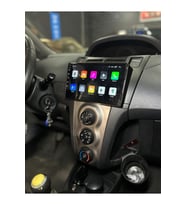 Toyota Yaris uyumlu Çerçeveli Android 12 Multimedya Carplay 4GB RAM+64GB HDD Navigasyon Ekran (Siyah)