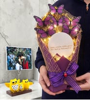Kişiye Özel Fotoğraflı Led Işıklı Aynalı Kelebek Buketi Mor Kelebekler Buketi (Model 1)