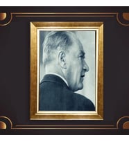 Altın Varaklı Çerçeveli Paspartulu Atatürk Tablo nl02A281 (Gold)