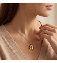 Kişiye Özel 925 Ayar Gümüş Şık Güneş Kolye (Gold)