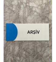 Ortaokula Uygun Renk Mavi Arşiv Yön Levhası Kapı İsimliği