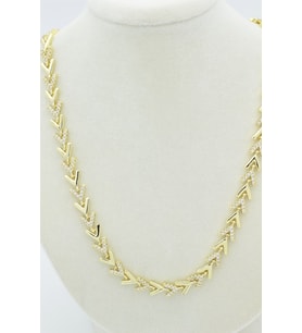 STİL İNCİSİ/XUPING JEWELRY ÜÇGEN ZİRKON TAŞLI KOLYE