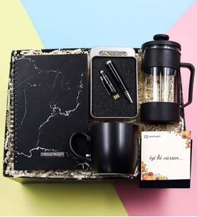 Kişiye Özel 32 gb Usb Siyah Kalem & Mermer Desenli Defter & Siyah Mat Kupa & French Press Hediye Seti