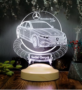 Mercedes E300 Modele Özel 3D Kişiye Özel LED Lamba – Mercedes Tutkunlarına Özel Araba Hediyesi
