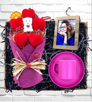 Size Özel Tasarım Fotoğraflı Set  FUŞYA Kalp Buketi ve Kahve Fincanı (Pembe)