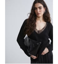 LCW Vision Siyah V Yaka Dantel Detaylı Oversize Kadın Triko Kazak