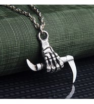 Skeleton Hand & Sickle Erkek Kolye Iskelet El Orak Takı K24 T5