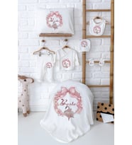 Pia Baby Premium İsim Baskılı Yenidoğan Kız Bebek Hediyelik %100 Pamuk Set 5025-02 (Ekru)