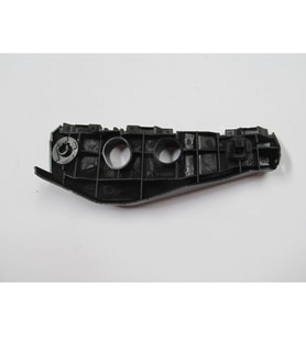 TOYOTA COROLLA- E150- 07/10; ÖN TAMPON İÇ BAĞLANTI BRAKETİ SAĞ PLASTİK 200-2031 52115-12430