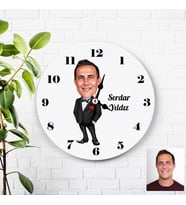 Karikatürlü Yakışıklı Kişiye Özel Duvar Saati