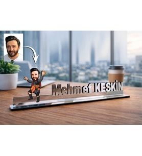 Kişiye Özel Efe Erkek Karikatürlü 30 cm Ayna Pleksi Masaüstü İsimlik - Ofis Hediyesi
