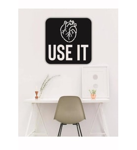 Use It Heart Kalbini Kullan Duvar Tablosu Ahşap Duvar Yazısı Lazer Duvar Süsü (Siyah - Beyaz)