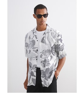 LCW Vision Ekru Regular Fit Resort Yaka Kısa Kollu Desenli Erkek Gömlek