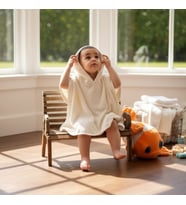 Organik %100 Pamuk Kapüşonlu Plaj Çocuk Bebek Panço Bornoz Banyo Havlu + Kundak Havlu Hediyeli (Doğal Beyaz)