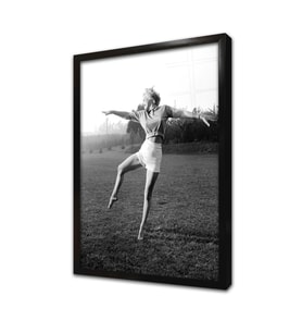 Marliyn Monroe Siyah Beyaz Çerçeveli Cam Tablo