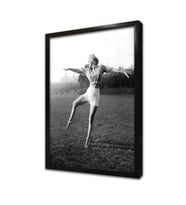 Marliyn Monroe Siyah Beyaz Çerçeveli Cam Tablo