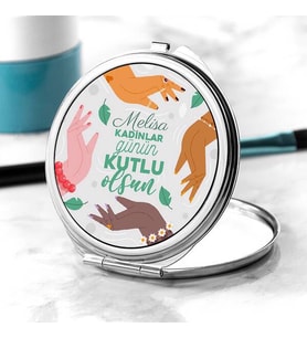 Kutlama Mesajlı Kadınlar Günü Aynası