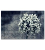 Cakapuzzle Dal ve Tomurcuk Şeklinde Çiçek Siyah Beyaz Puzzle Yapboz MDF (Ahşap) (120 Parça)