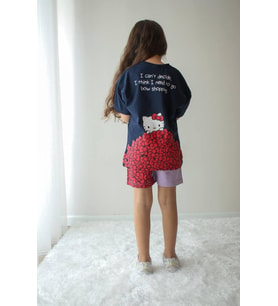 Cg Kids Hello Kitty Kız Çocuk tshirt ve şort Alt Üst Takım Süper Kalite Kumaş Sırt Baskı Detay şort baskı detay (Lacivert)
