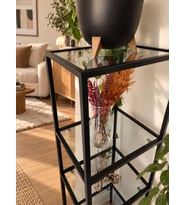 Siyah Çerçeveli Füme Cam Modern Salon Kitaplığı 40 cm