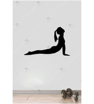 Fit Ve Motive Olmuş Fitness Kız Ahşap Duvar Dekor Tablosu (Siyah)