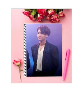 Vıxx Kpop Defter 1 Adet Özel Tasarım A4 Boyutu 21*29 Cm Telli Çizgili Defter