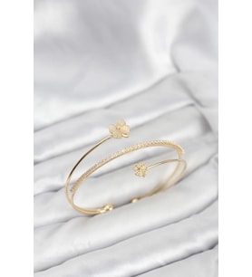 Yonca Çiçek Model Pirinç Gold Renk Kadın Bileklik - TJ-BB8257