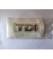 VOLKSWAGEN UYUMLU TDI BAGAJ YAZISI TEK KIRMIZI 2007-(CRAFTER) 2E0853675A