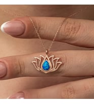 Opal  Taşlı Rose Lotus Çiçegi 925 Ayar Gümüş Kadın Kolye
