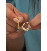 925 Ayar Gümüş Gold Çizgili Şarnel Küpe