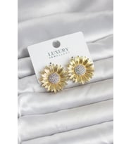 Papatya Model Zirkon Taşlı Pirinç Gold Renk Kadın Küpe 5886 - SSSSSS2573-6541